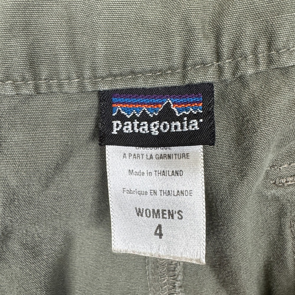 Patagonia Pants Womens 4 Olive Green Cropped Flare Outdoor Hiking Trail Camp Eco - Picture 3 of 11